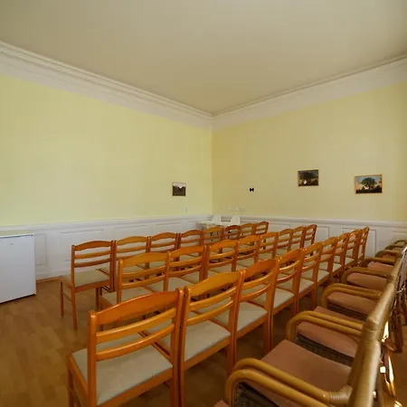 Chateau Diva Villa *